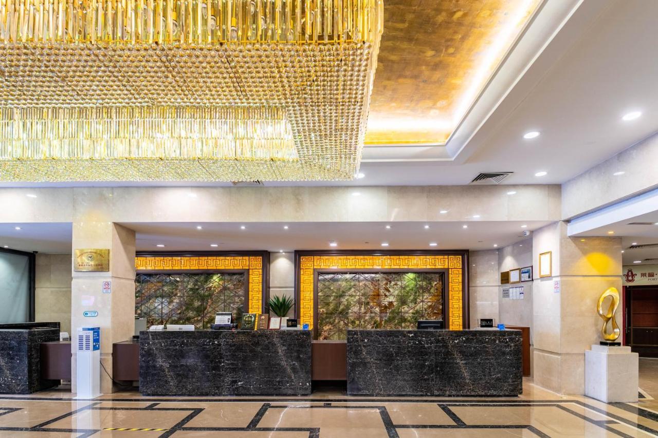 Fortune Hotel Canton Esterno foto