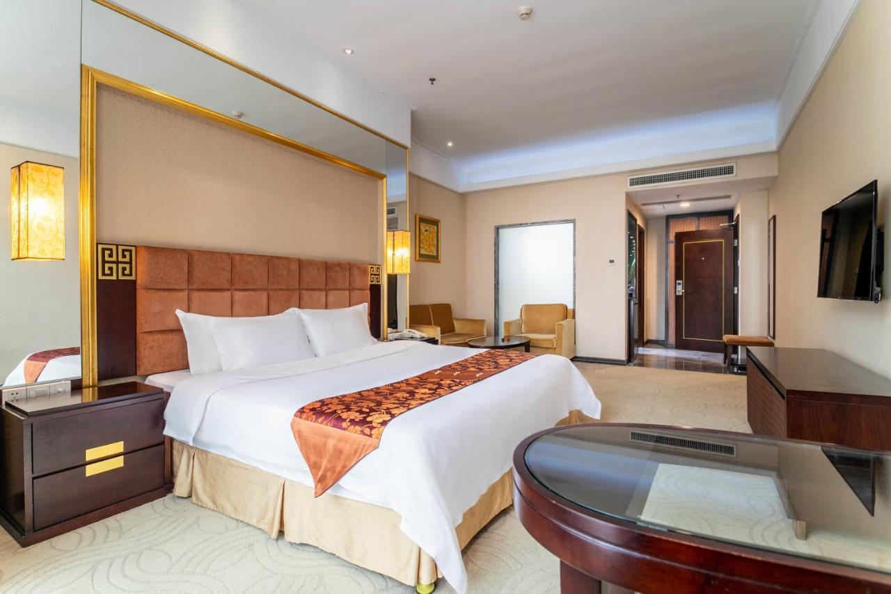Fortune Hotel Canton Esterno foto