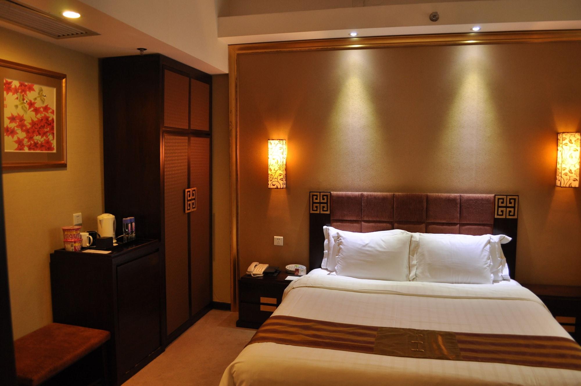 Fortune Hotel Canton Esterno foto