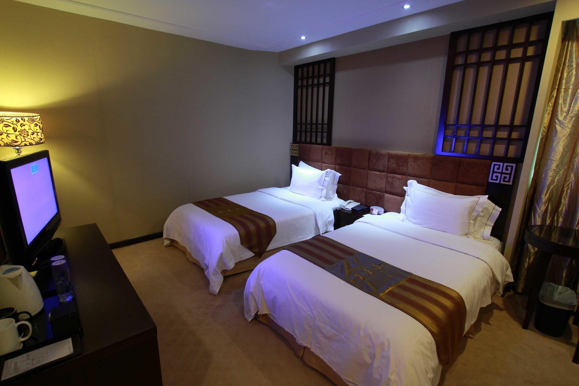 Fortune Hotel Canton Esterno foto