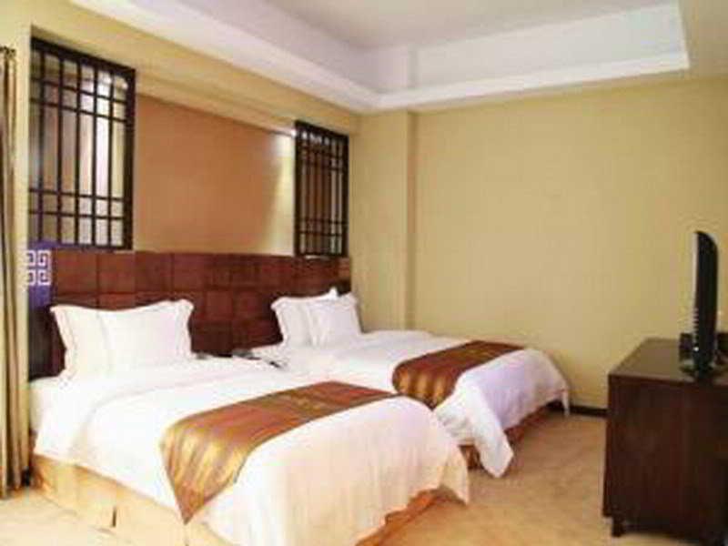 Fortune Hotel Canton Esterno foto