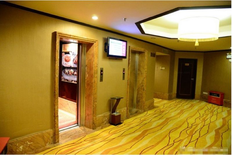 Fortune Hotel Canton Esterno foto