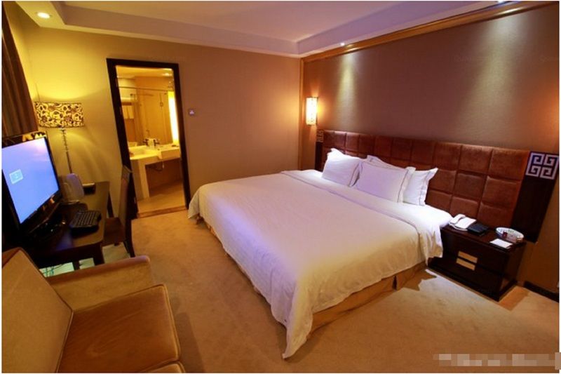 Fortune Hotel Canton Esterno foto